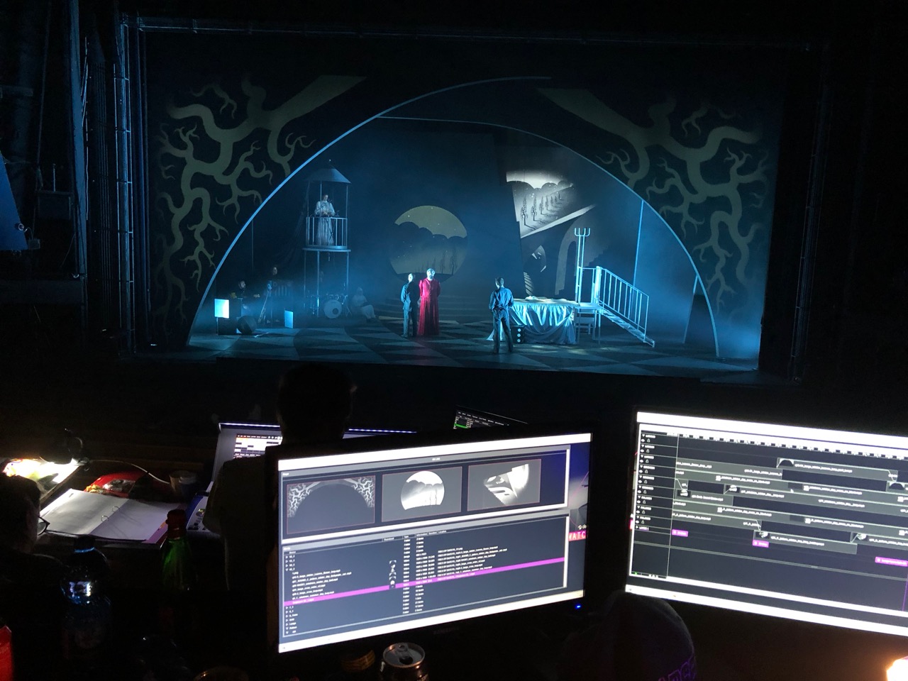 מתאבל ללא קץ - ארי פולמן. עיצוב וידאו: יואב כהן