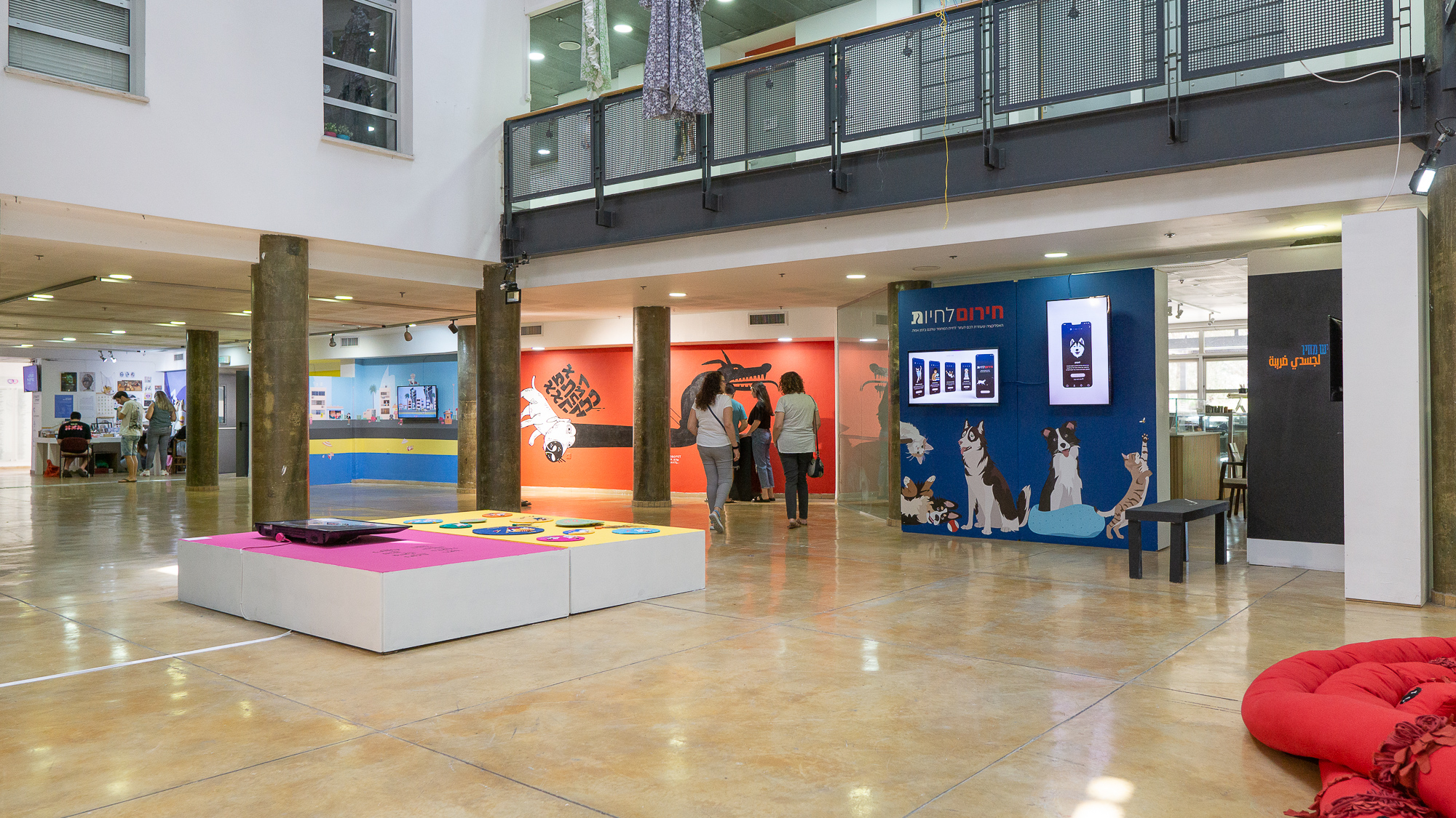 תערוכת הבוגרים בויצו 2022. צילום: טל ס