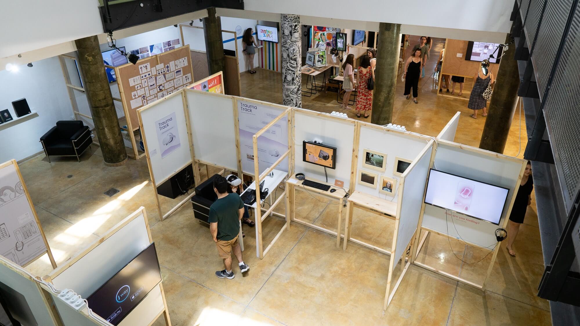 תערוכת הבוגרים ויצו 2023. צילום: טל סולומון ורדי