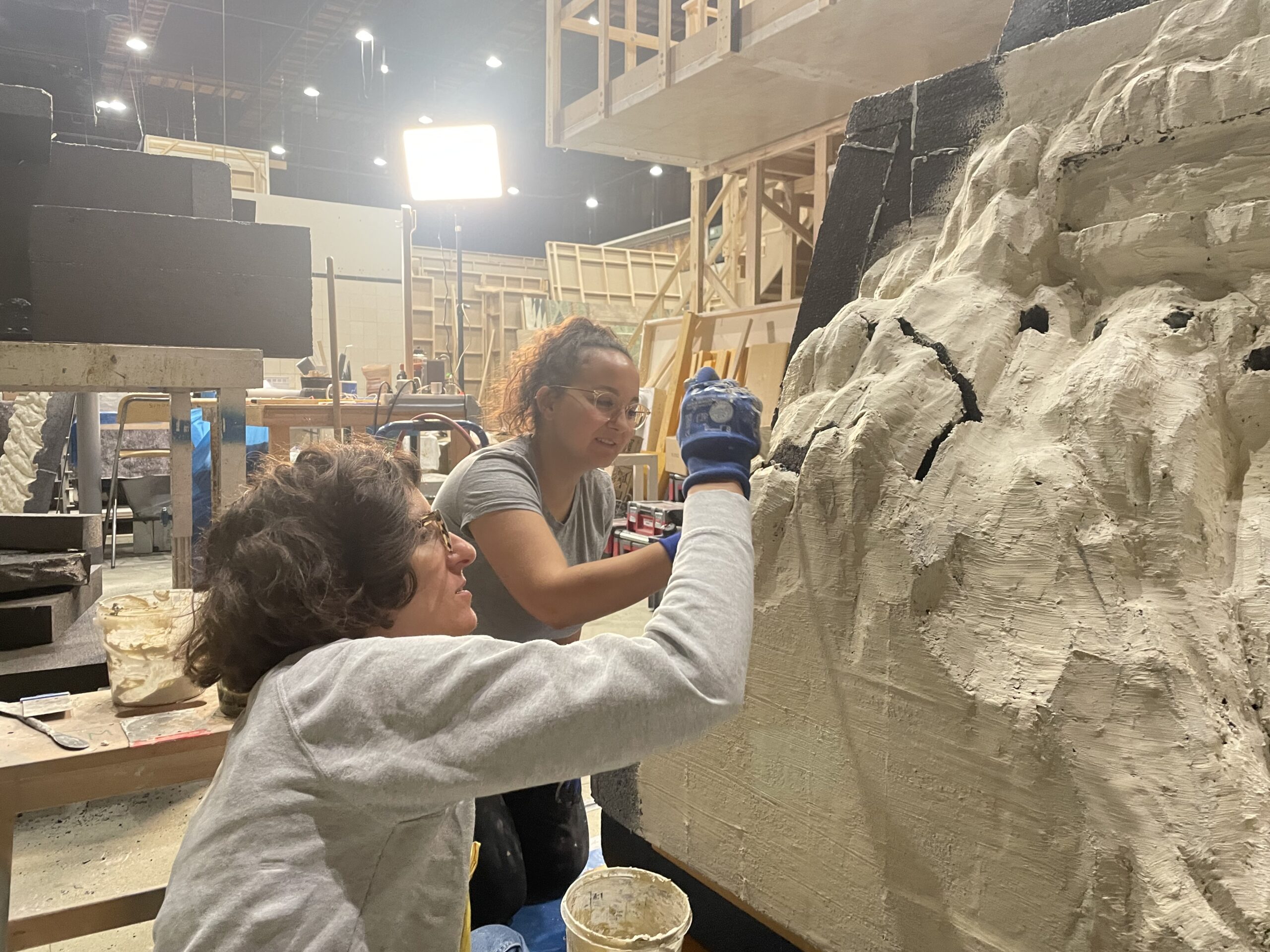 Gali Blay and Lucy Weisse, The Phoenician Scheme, photo Susanna Jerger