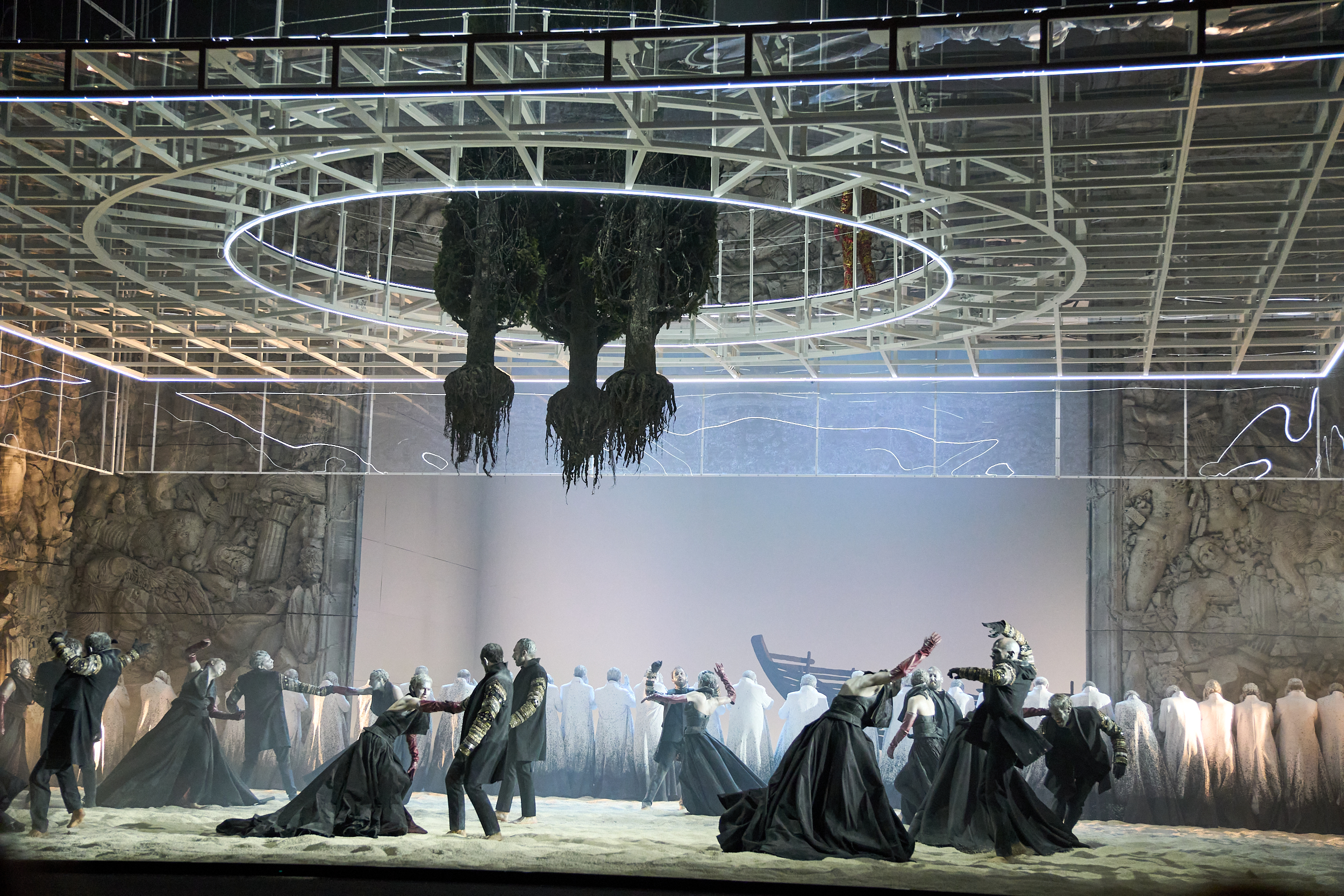 Dido and Aeneas - Stefano Poda, photo by Tal Solomon Vardy